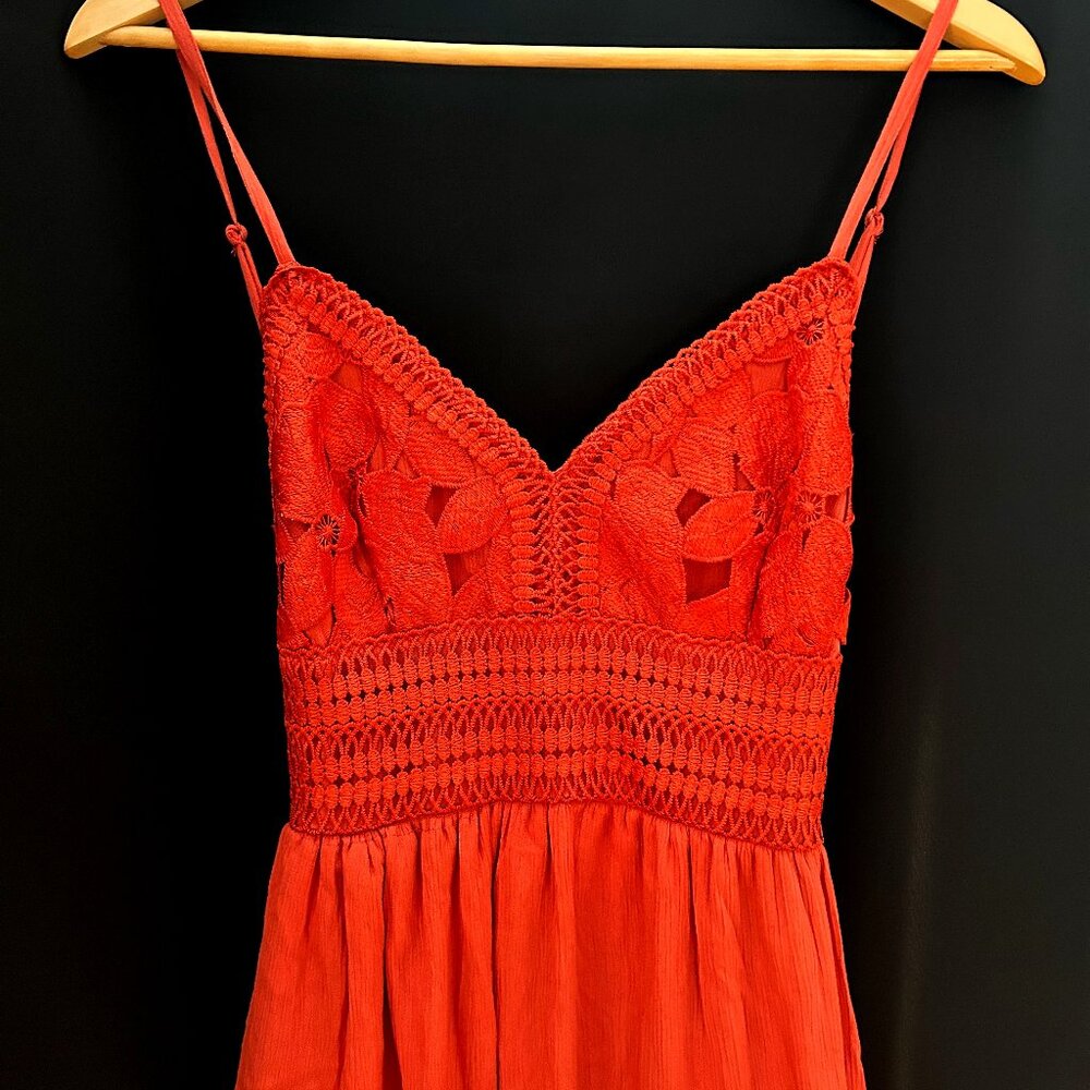New. Gorgeous STREET SOCIETY Long Dress: Size M